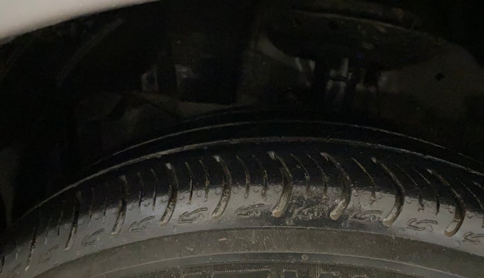 2023 Honda Amaze 1.2L I-VTEC VX CVT, Petrol, Automatic, 36,789 km, Left Front Tyre Tread