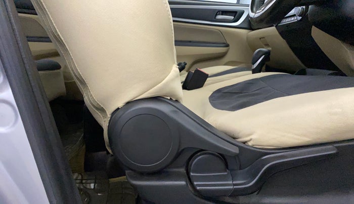 2023 Honda Amaze 1.2L I-VTEC VX CVT, Petrol, Automatic, 36,789 km, Driver Side Adjustment Panel