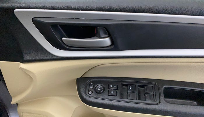 2023 Honda Amaze 1.2L I-VTEC VX CVT, Petrol, Automatic, 36,789 km, Driver Side Door Panels Control