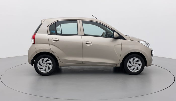 2019 Hyundai NEW SANTRO SPORTZ CNG, CNG, Manual, 74,216 km, Right Side View