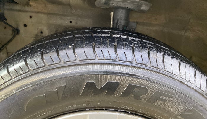 2012 Maruti Swift Dzire VXI, Petrol, Manual, 37,547 km, Left Front Tyre Tread