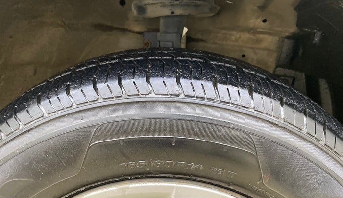 2012 Maruti Swift Dzire VXI, Petrol, Manual, 37,547 km, Right Front Tyre Tread