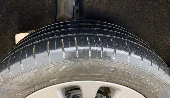 2019 Maruti Baleno ZETA PETROL 1.2, Petrol, Manual, 39,659 km, Right Rear Tyre Tread