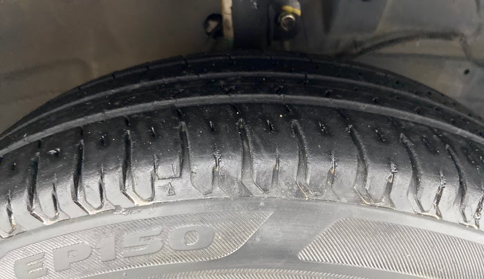 2017 Maruti Dzire VDI AMT, Diesel, Automatic, 49,260 km, Right Front Tyre Tread