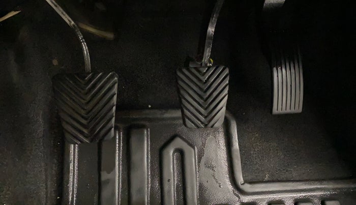 2020 KIA SONET HTX 1.5, Diesel, Manual, 98,623 km, Pedals