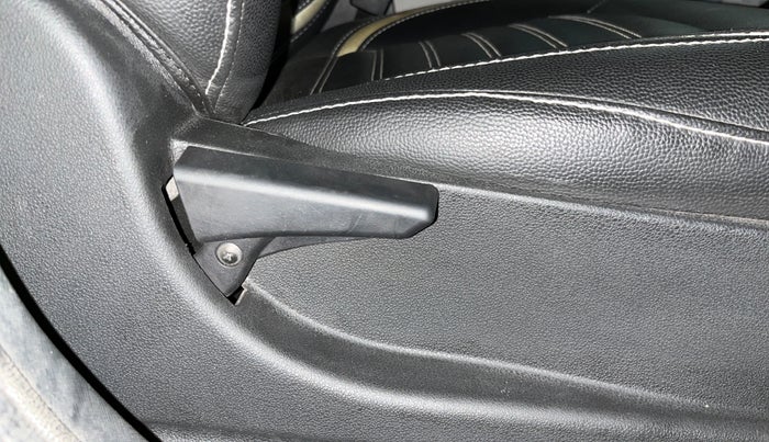 2018 Tata NEXON XE PETROL, Petrol, Manual, 28,441 km, Driver Side Adjustment Panel