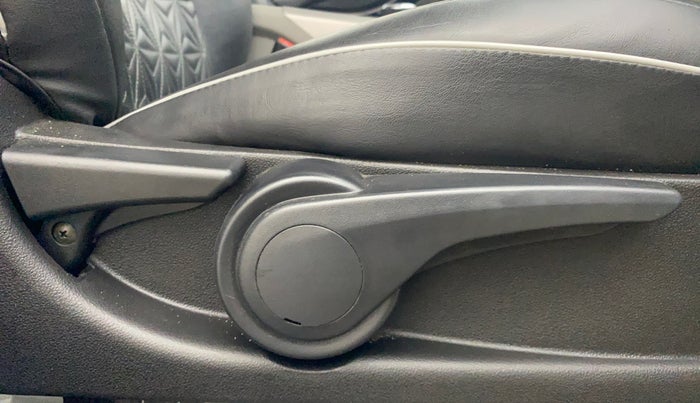 2019 Tata NEXON XZA PLUS PETROL, Petrol, Automatic, 28,345 km, Driver Side Adjustment Panel