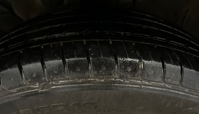 2020 KIA SELTOS HTK 1.5 PETROL, Petrol, Manual, 15,813 km, Left Front Tyre Tread