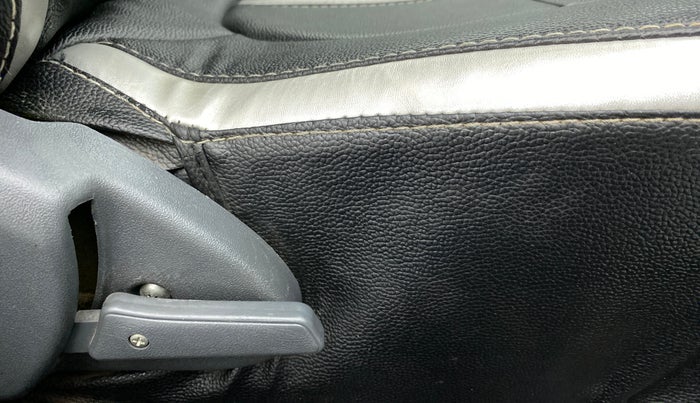 2018 Maruti Alto 800 LXI, Petrol, Manual, 37,614 km, Driver Side Adjustment Panel