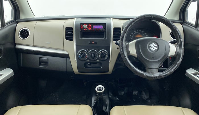2014 Maruti Wagon R 1.0 LXI, CNG, Manual, 1,04,771 km, Dashboard