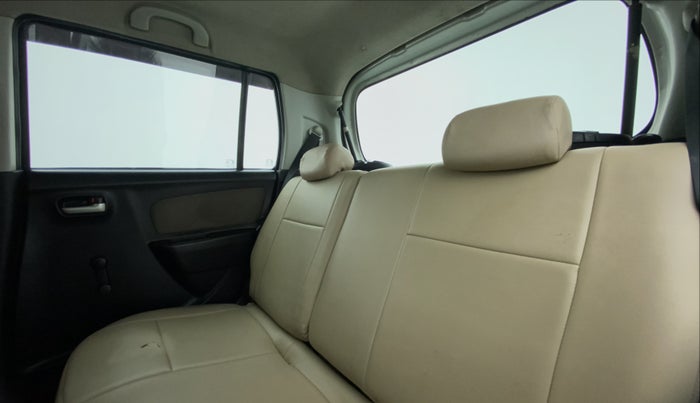 2014 Maruti Wagon R 1.0 LXI, CNG, Manual, 1,04,771 km, Right Side Rear Door Cabin