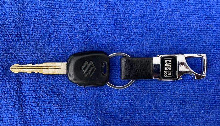 2014 Maruti Wagon R 1.0 LXI, CNG, Manual, 1,04,771 km, Key Close Up