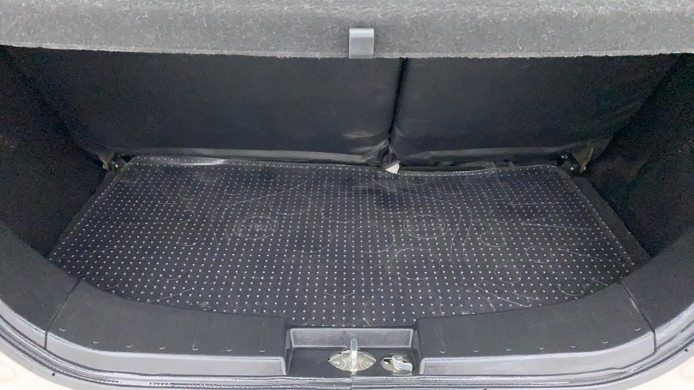 2013 Maruti Wagon R 1.0 VXI, Petrol, Manual, 47,541 km, Boot Inside
