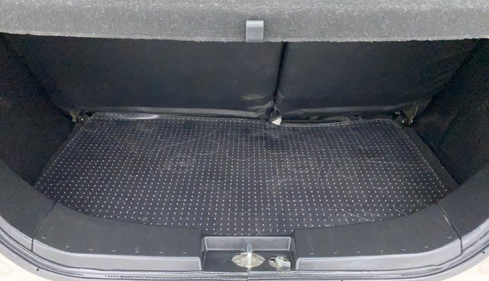 2013 Maruti Wagon R 1.0 VXI, Petrol, Manual, 47,541 km, Boot Inside