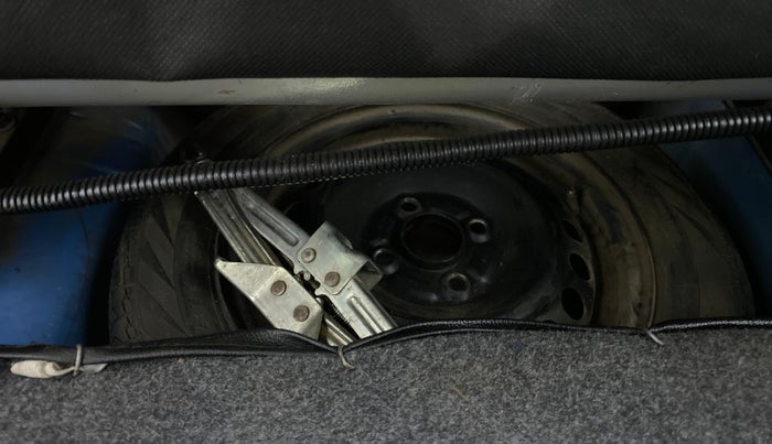 2012 Honda Brio S MT, CNG, Manual, Spare Tyre