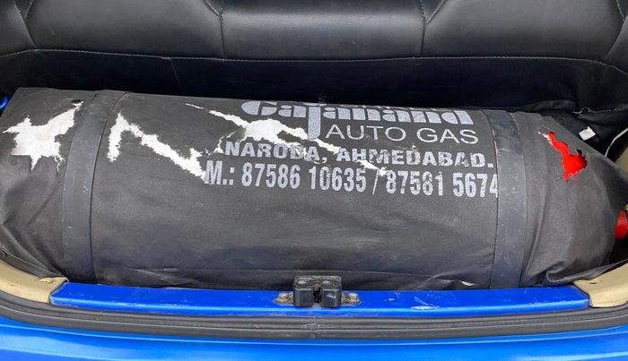 2012 Honda Brio S MT, CNG, Manual, Boot Inside