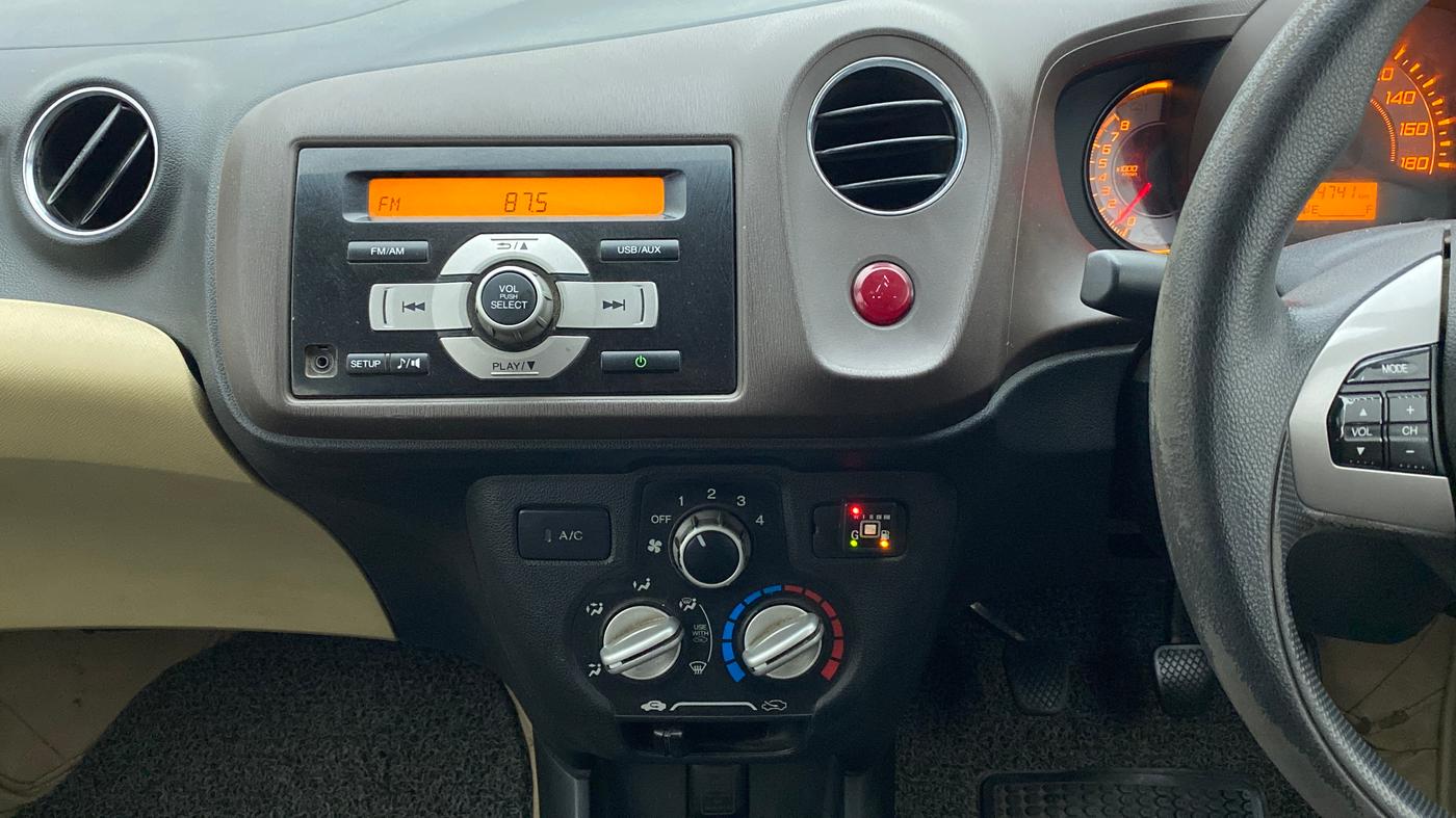 2012 Honda Brio S MT, CNG, Manual, Air Conditioner