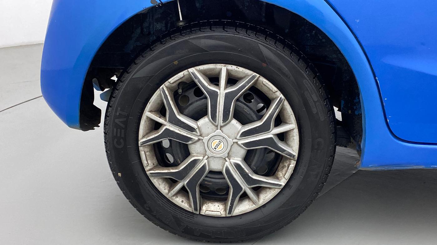 2012 Honda Brio S MT, CNG, Manual, Right Rear Wheel