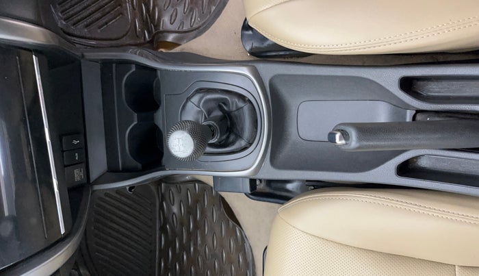 2016 Honda City 1.5L I-VTEC V MT, Petrol, Manual, 39,453 km, Gear Lever