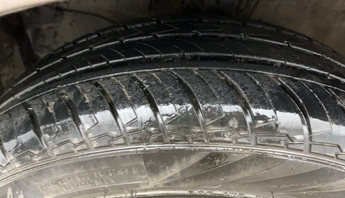 2016 Honda City 1.5L I-VTEC V MT, Petrol, Manual, 39,453 km, Left Front Tyre Tread