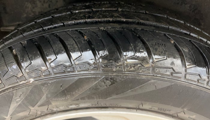 2016 Honda City 1.5L I-VTEC V MT, Petrol, Manual, 39,453 km, Right Rear Tyre Tread