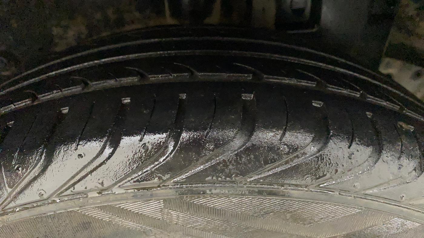 2015 Toyota Etios CROSS 1.5 V, Petrol, Manual, 64,229 km, Left Rear Tyre Tread