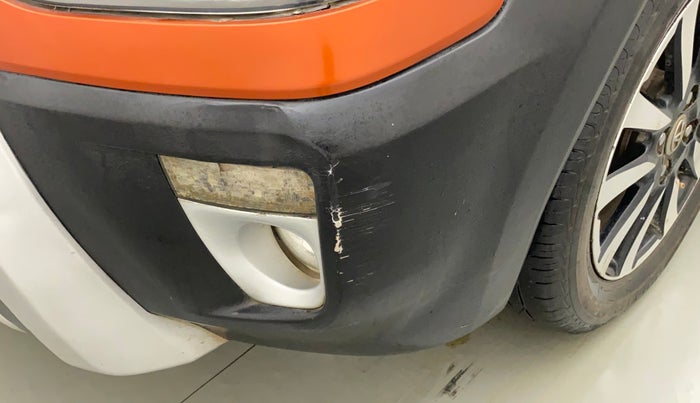 2015 Toyota Etios CROSS 1.5 V, Petrol, Manual, 64,229 km, Front bumper - Minor scratches