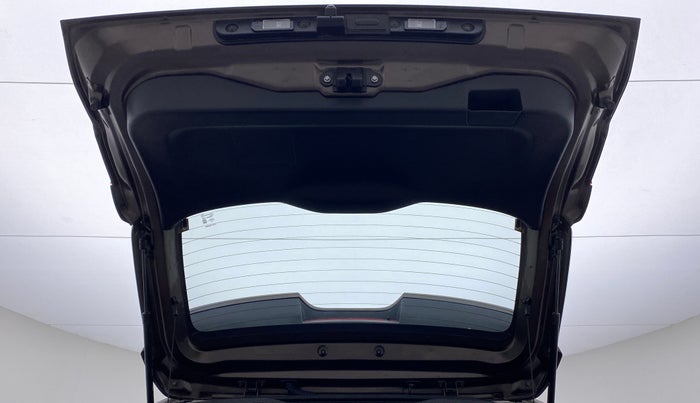 2021 Nissan MAGNITE XV  TURBO MT, Petrol, Manual, 20,275 km, Boot Door Open