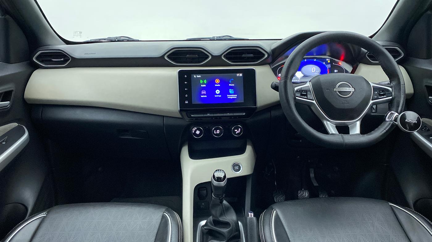 2021 Nissan MAGNITE XV  TURBO MT, Petrol, Manual, 20,275 km, Dashboard