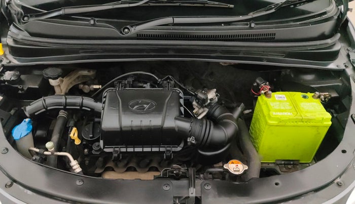 2014 Hyundai i10 MAGNA 1.1, Petrol, Manual, 79,970 km, Engine View