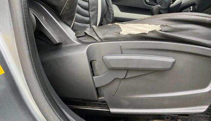 2023 Tata PUNCH ACCOMPLISHED MT, Petrol, Manual, 29,374 km, Driver Side Adjustment Panel