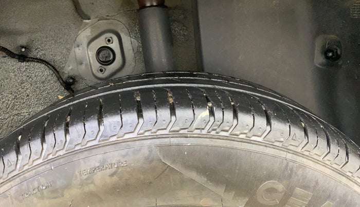 2023 Tata PUNCH ACCOMPLISHED MT, Petrol, Manual, 29,374 km, Left Rear Tyre Tread