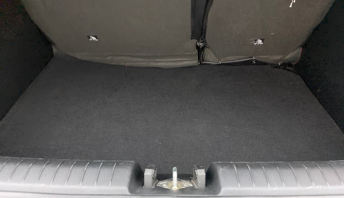 2020 Hyundai VENUE SX 1.0 (O) TURBO IMT, Petrol, Manual, 37,132 km, Boot Inside