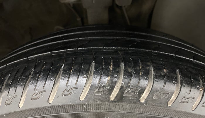 2020 Hyundai VENUE SX 1.0 (O) TURBO IMT, Petrol, Manual, 37,132 km, Right Front Tyre Tread