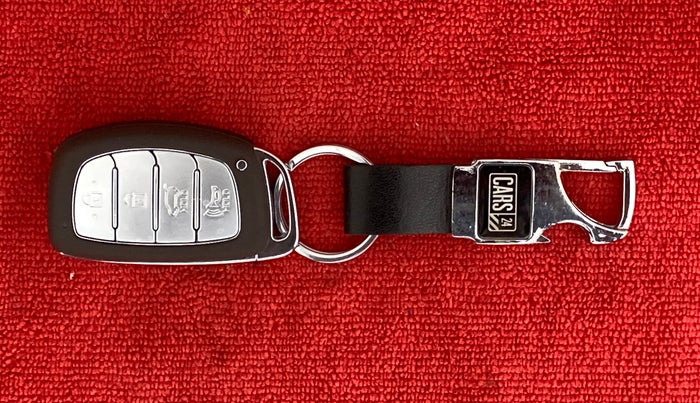 2020 Hyundai VENUE SX 1.0 (O) TURBO IMT, Petrol, Manual, 37,132 km, Key Close Up