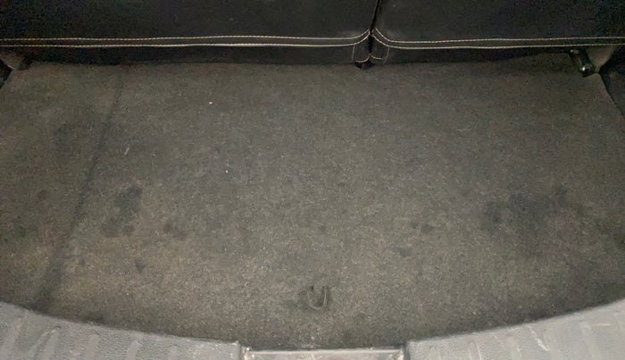 2013 Maruti Wagon R Stingray VXI, Petrol, Manual, 52,037 km, Boot Inside