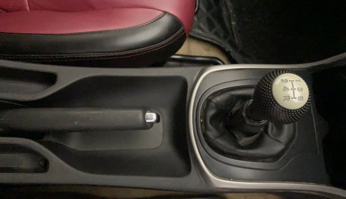 2018 Honda City 1.5L I-VTEC V MT, Petrol, Manual, 35,658 km, Gear Lever