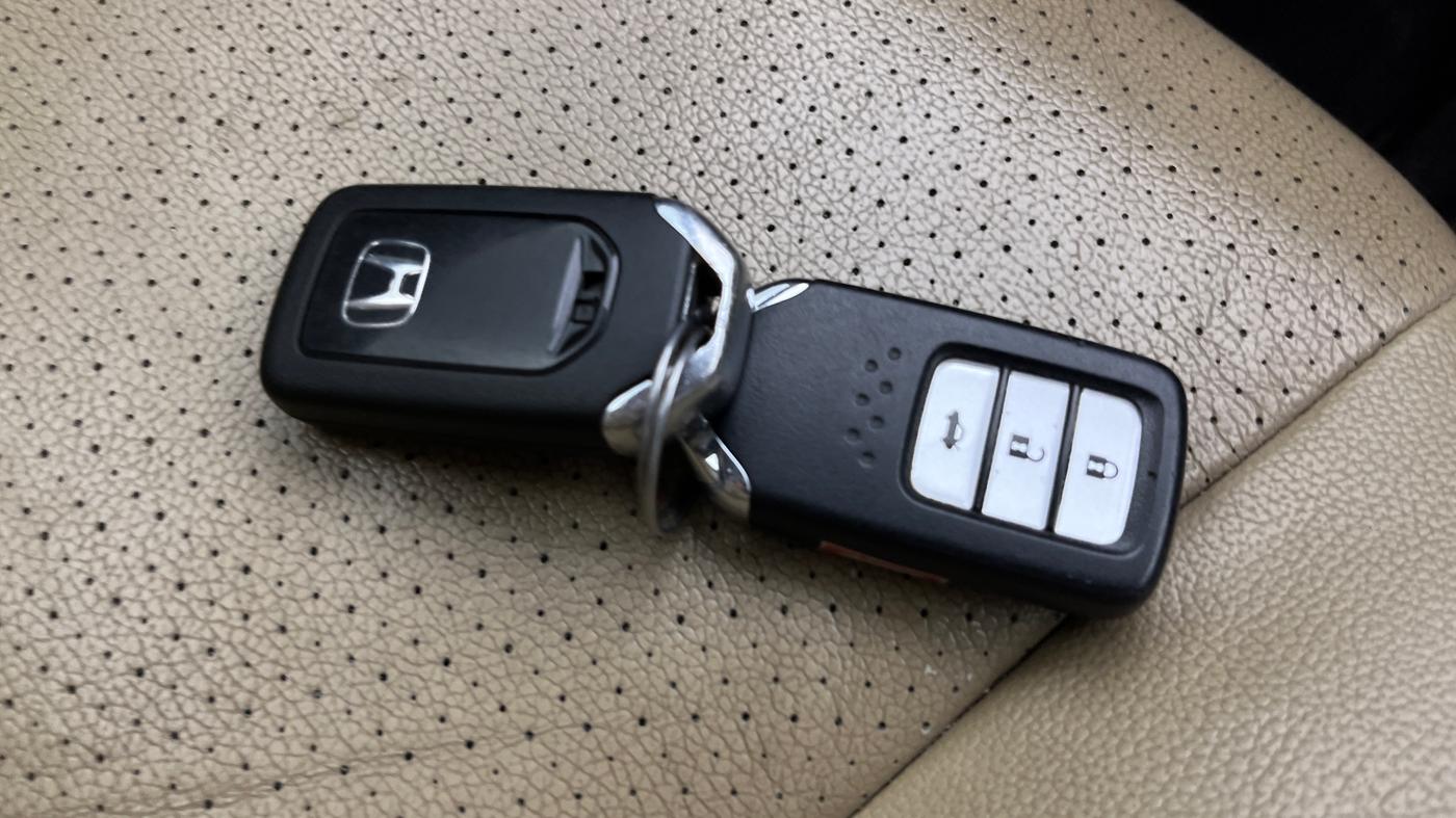 2018 Honda City 1.5L I-VTEC ZX CVT, Petrol, Automatic, 1,35,617 km, Key Close Up