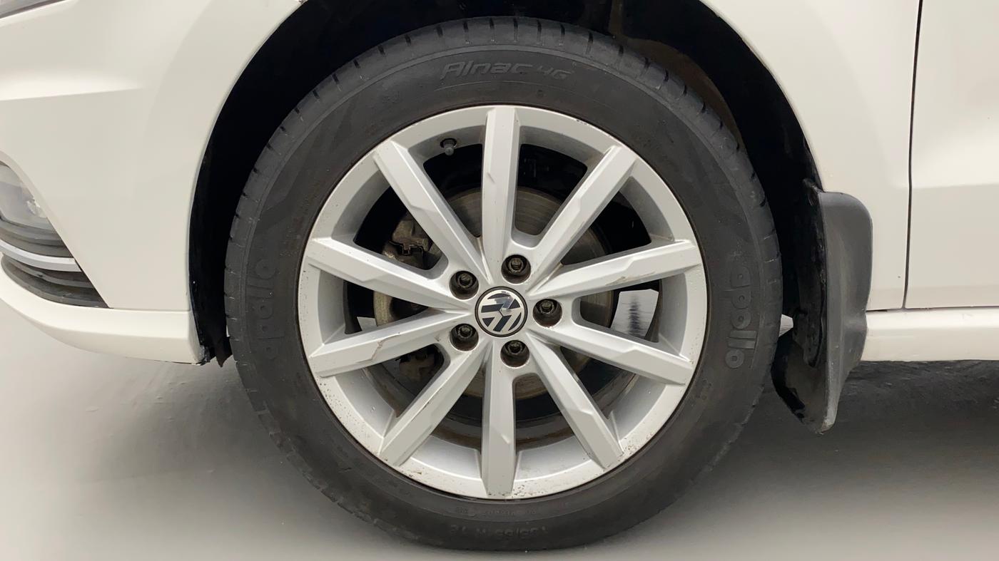 2018 Volkswagen Ameo HIGHLINE PLUS 1.5L AT 16 ALLOY, Diesel, Automatic, 43,055 km, Left Front Wheel