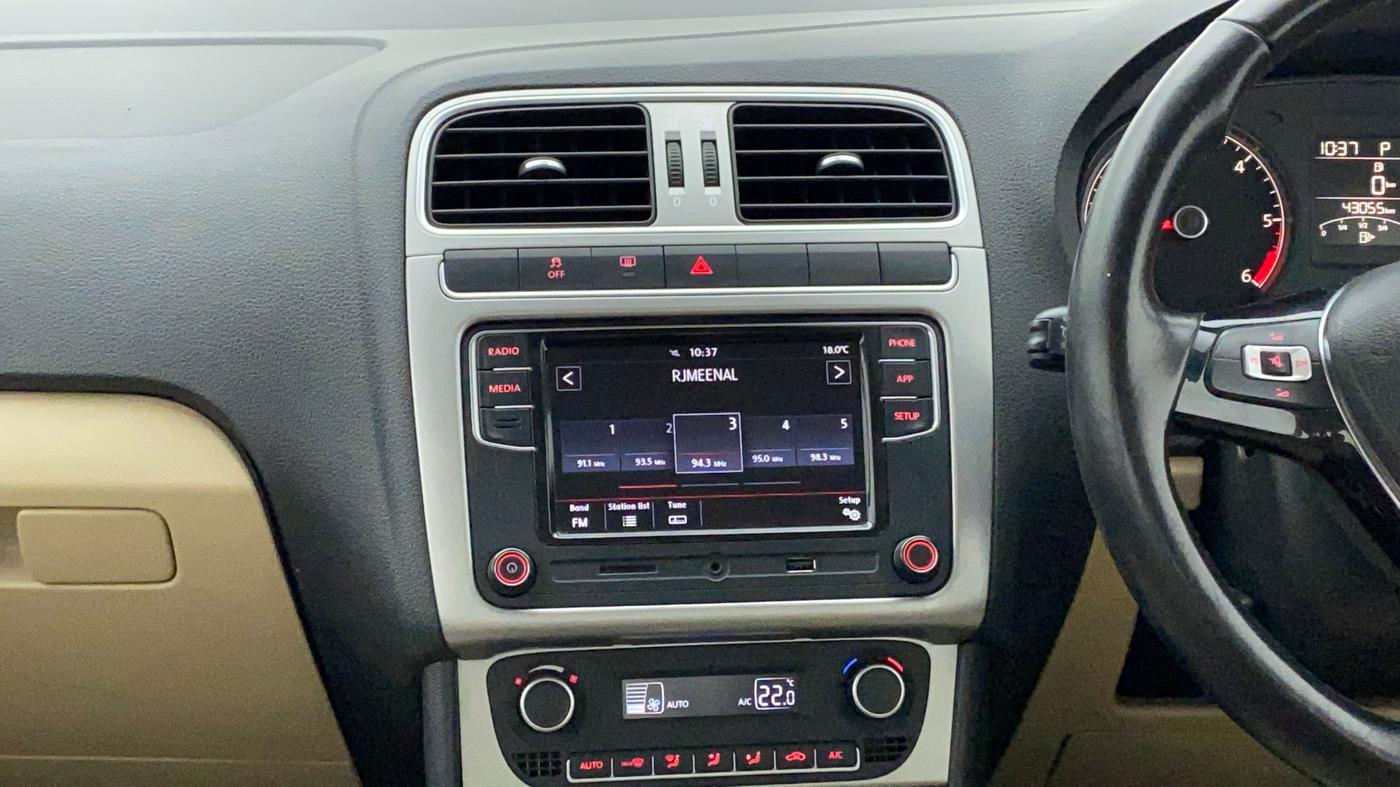 2018 Volkswagen Ameo HIGHLINE PLUS 1.5L AT 16 ALLOY, Diesel, Automatic, 43,055 km, Air Conditioner