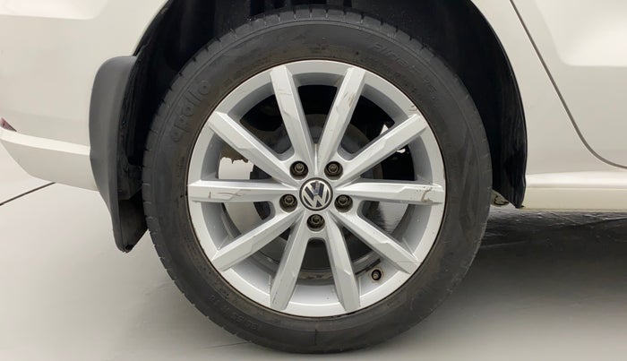 2018 Volkswagen Ameo HIGHLINE PLUS 1.5L AT 16 ALLOY, Diesel, Automatic, 43,055 km, Right Rear Wheel