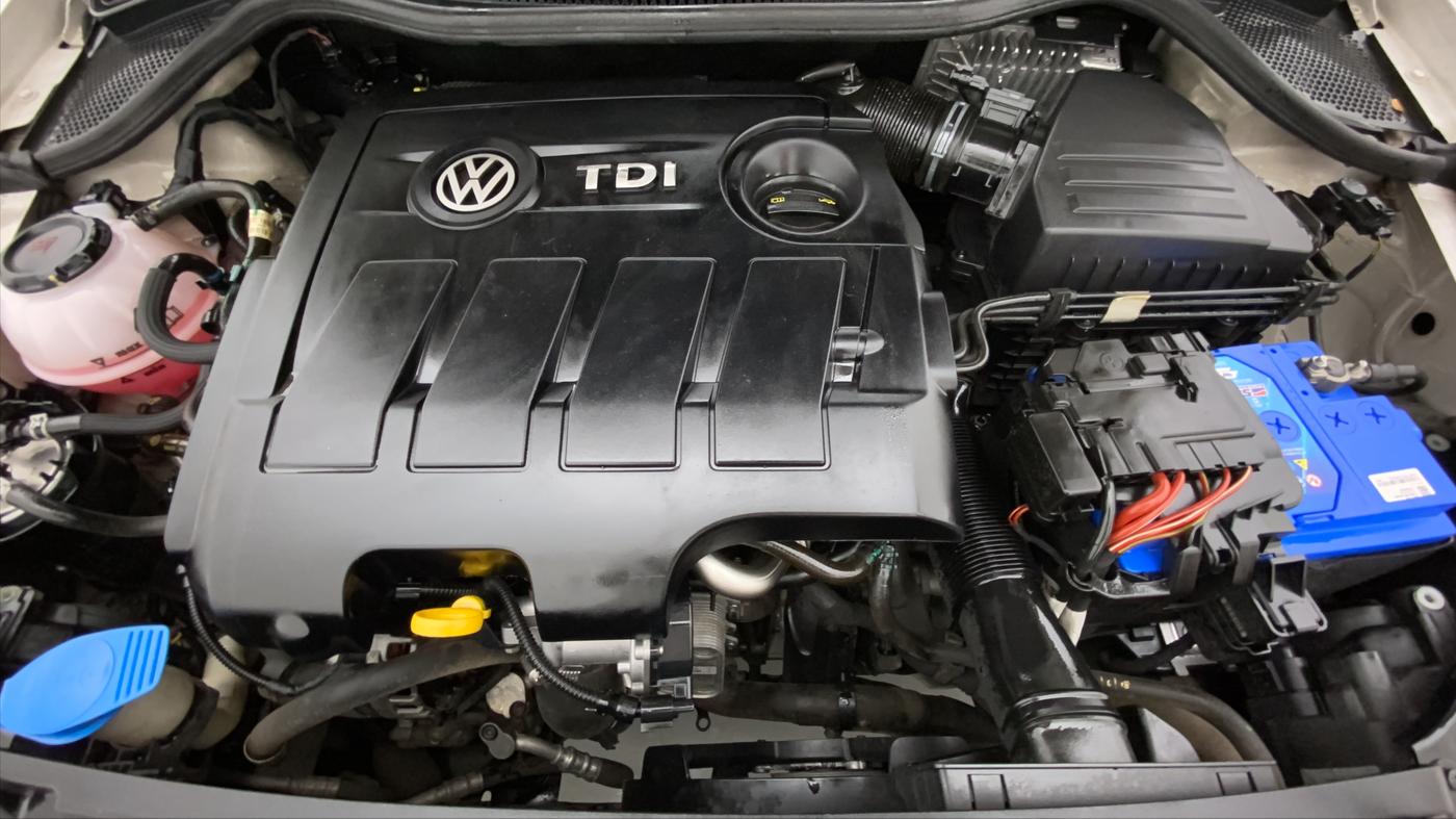 2018 Volkswagen Ameo HIGHLINE PLUS 1.5L AT 16 ALLOY, Diesel, Automatic, 43,055 km, Open Bonet