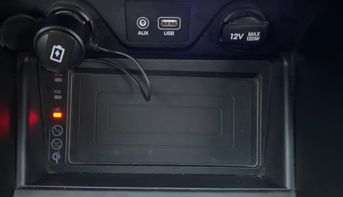 2019 Hyundai Tucson 2WD AT GL DIESEL, Diesel, Automatic, 18,668 km, Wireless Charger