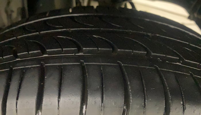 2018 Maruti Alto K10 VXI, Petrol, Manual, 54,122 km, Left Rear Tyre Tread