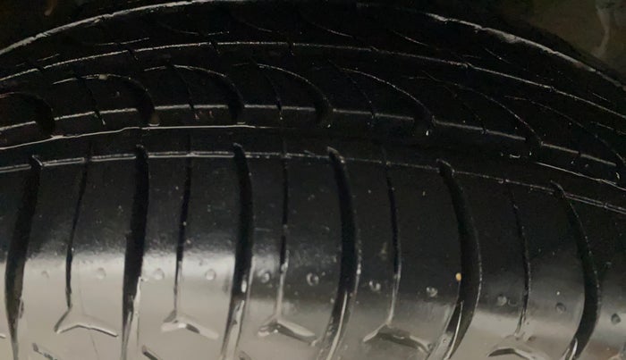 2018 Maruti Alto K10 VXI, Petrol, Manual, 54,122 km, Right Front Tyre Tread