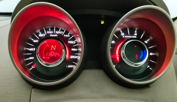 2014 Mahindra XUV500 W6, Diesel, Manual, 1,15,208 km, Odometer Image