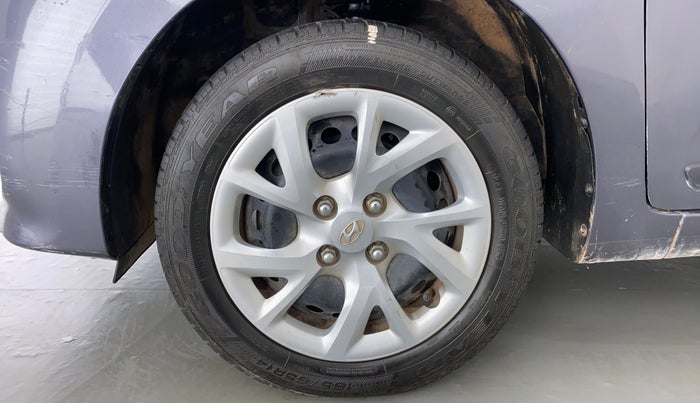 2017 Hyundai Grand i10 SPORTZ O 1.2, Petrol, Manual, 31,514 km, Left Front Wheel