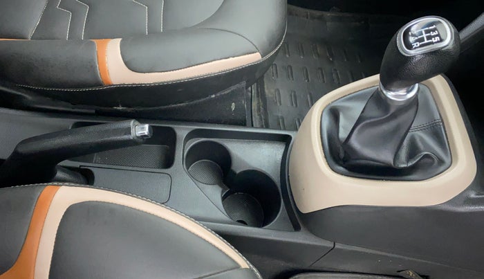 2017 Hyundai Grand i10 SPORTZ O 1.2, Petrol, Manual, 31,514 km, Gear Lever