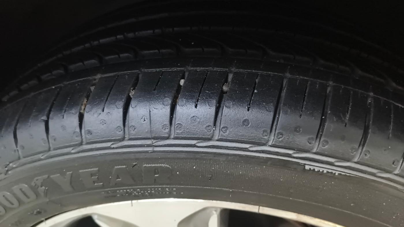 2018 Hyundai Verna 1.6 VTVT SX, Petrol, Manual, 56,177 km, Left Front Tyre Tread