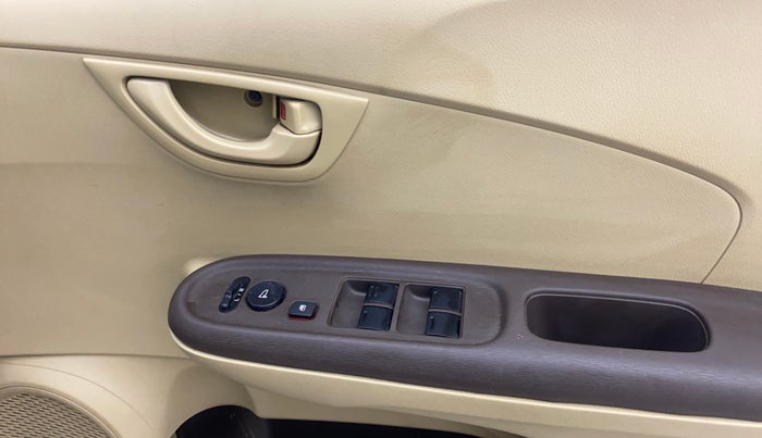 2013 Honda Brio S MT, Petrol, Manual, 26,447 km, Driver Side Door Panels Control